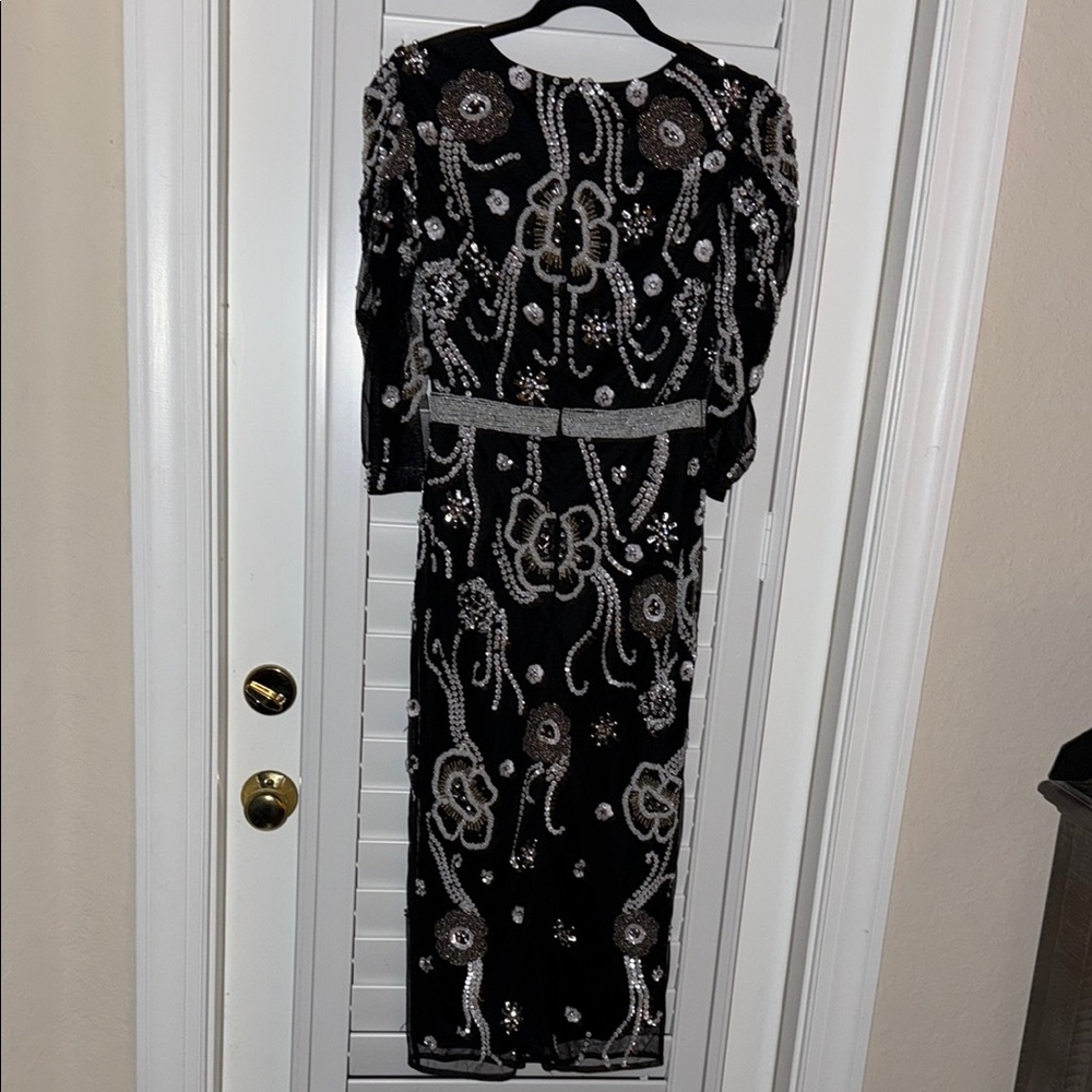 Mac DUGGAL middi Elegant Black and Silver Embellished Dress new size 2 - Picture 10 of 11